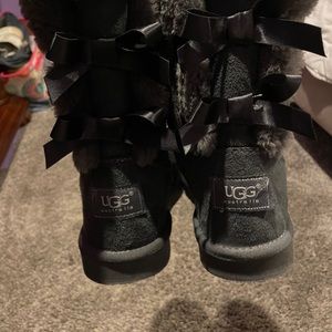 ugg womens boots with bow